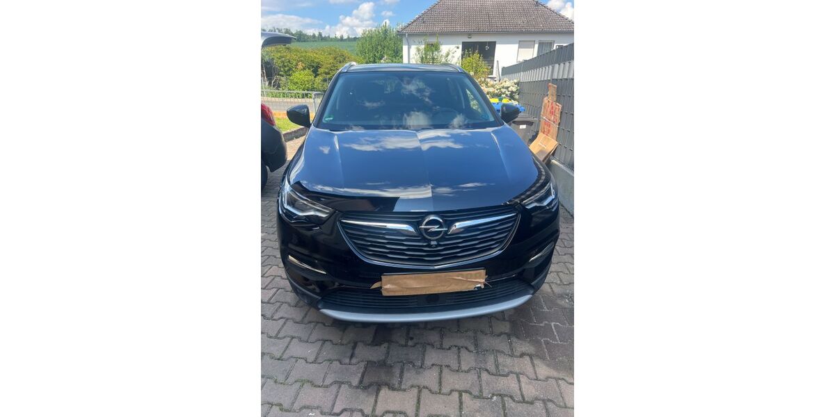 Opel Grandland (X) 102.000 km 10.900 &euro; Altenstadt 63674
