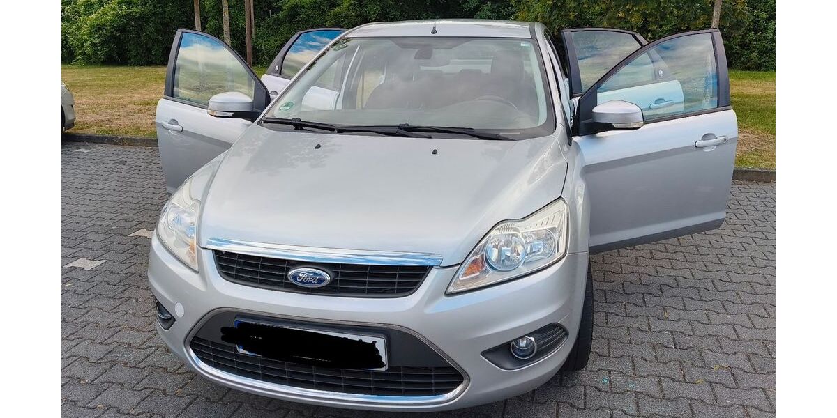 Ford Focus 175.000 km 3.200 &euro; Schlangenbad 65388