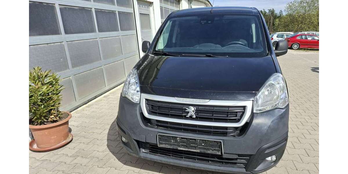 Peugeot Partner 152.550 km 4.400 &euro; Falkenberg 84326