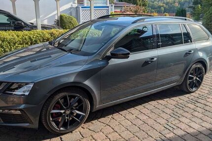 Skoda Octavia 83.400 km 15.999 € Hamburg 22083