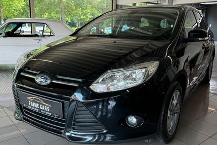 Ford Focus 127.000 km 5.699 &euro; Löhne 32584