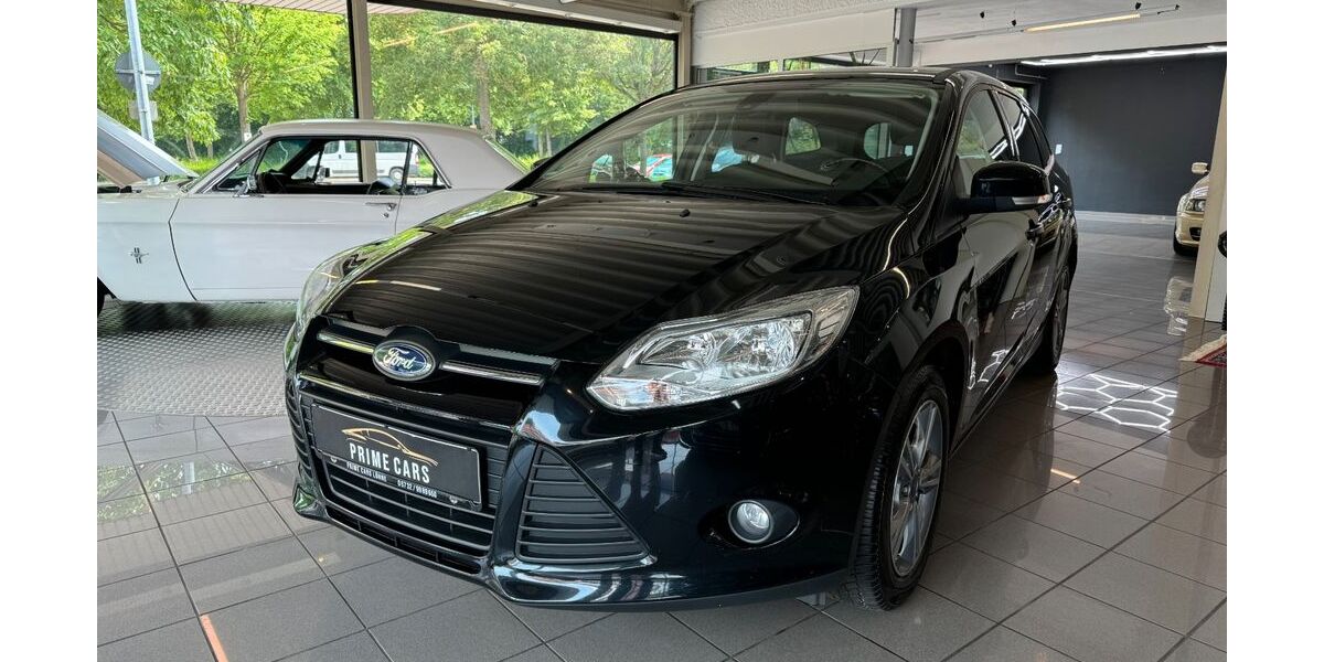 Ford Focus 127.000 km 5.699 &euro; Löhne 32584