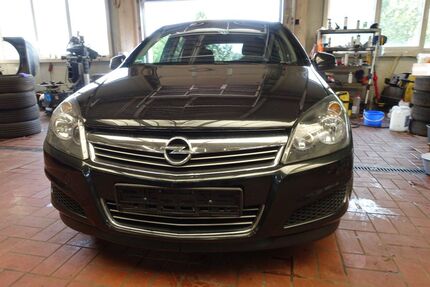 Opel Astra 173.465 km 4.990 € Magdeburg 39130