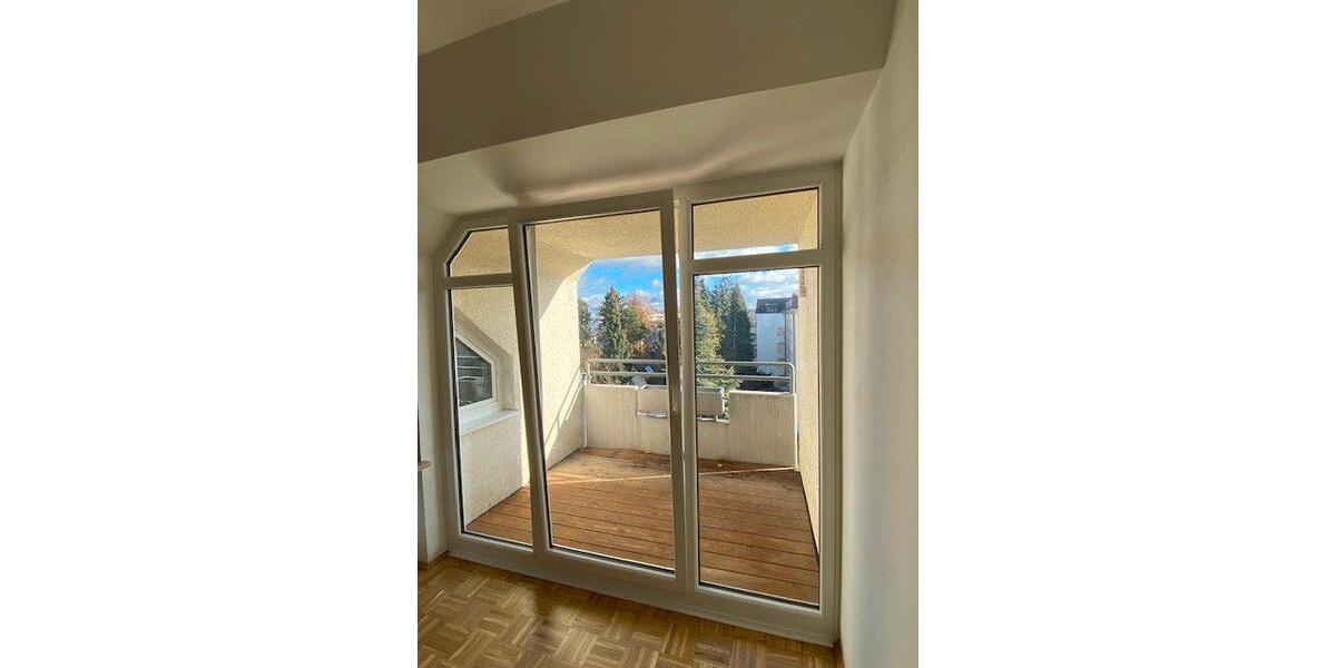 Dachgeschoßwohnung München Moosach - 2 Zimmer, 59 m&sup2;, 435.000&euro; | Angebot:26124078