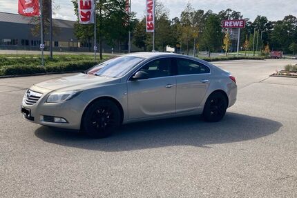Opel Insignia 201.544 km 2.750 € Schwanstetten 90596
