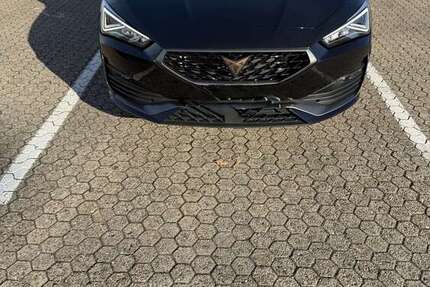 Cupra Leon 26.394 km 23.000 &euro; Bremerhaven 27578