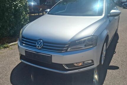 VW Passat 98.854 km 9.190 &euro; Waldshut-Tiengen 79761