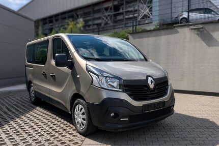 Renault Trafic 36.850 km 19.990 &euro; Kelkheim 65779