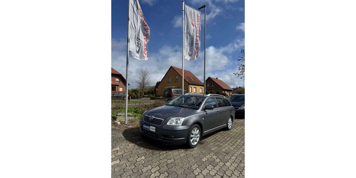 Toyota Avensis 106.000 km 5.499 &euro; Bad Oeynhausen 32549