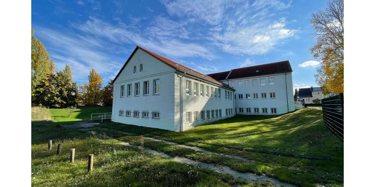 Büro in Calbe 825 € 150 m² zimmer