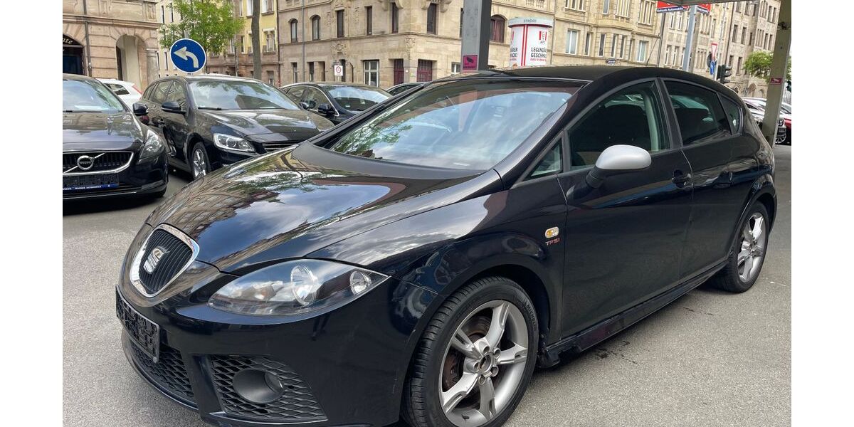 Seat Leon 152.385 km 2.950 &euro; Fürth ( bei Nürnberg ) 90762