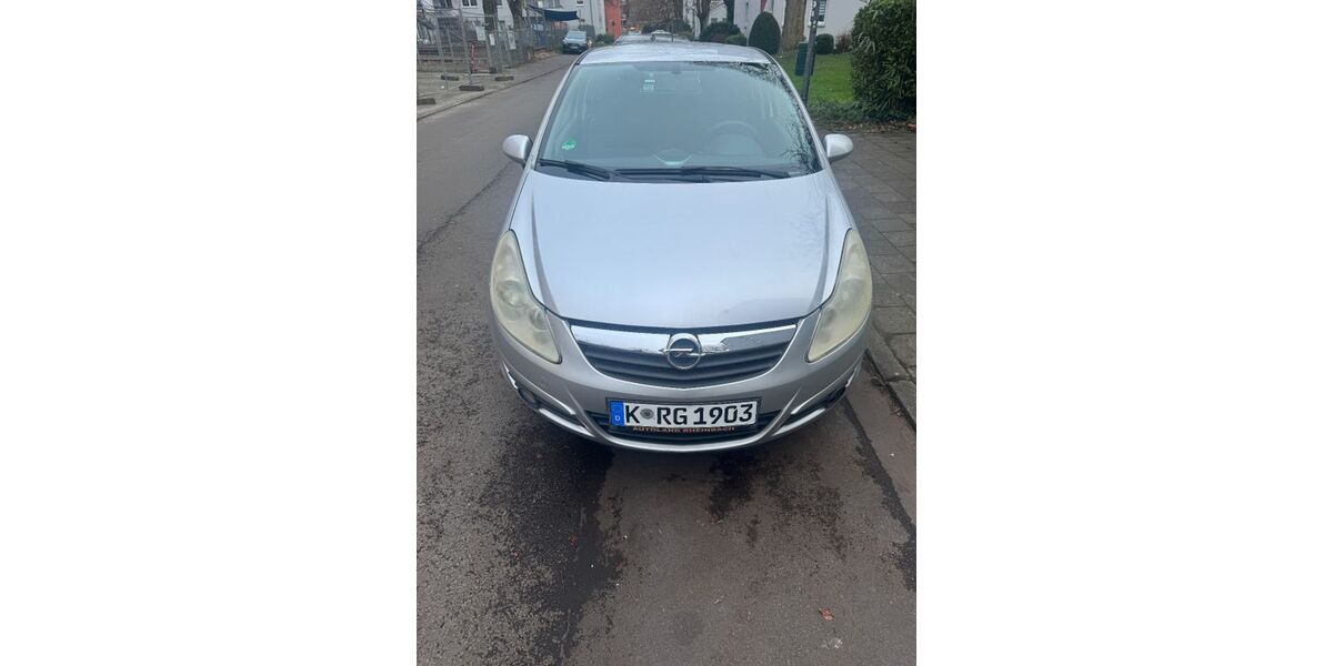 Opel Corsa 180.000 km 2.500 &euro; Köln 51063