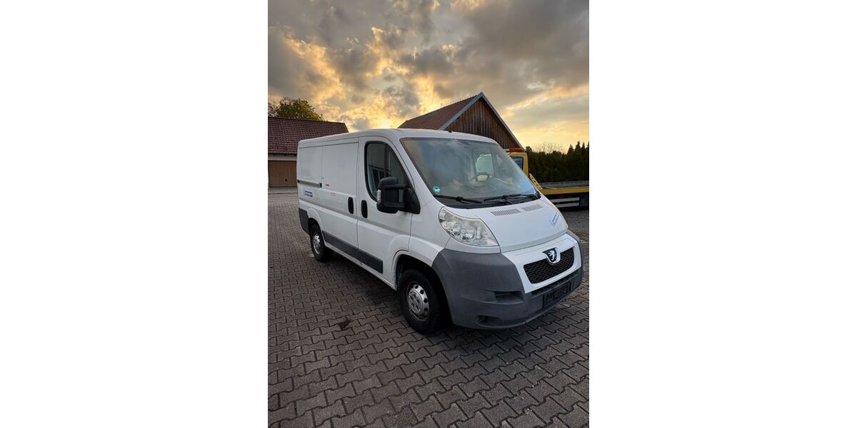 Peugeot Boxer 205.220 km 3.000 &euro; Geiselhöring 94333