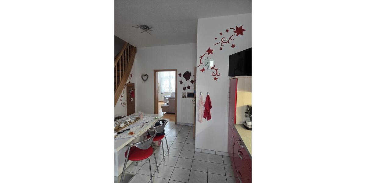 Einfamilienhaus Burg - 8 Zimmer, 251 m&sup2;, 370.000&euro; | Angebot:26888649