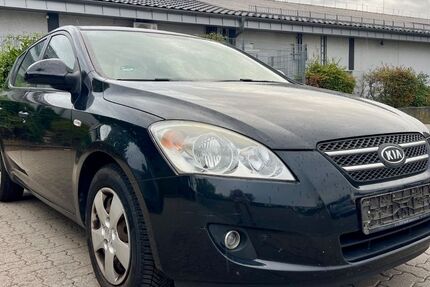 Kia ceed / Ceed 189.000 km 2.999 &euro; Eppelheim 69214