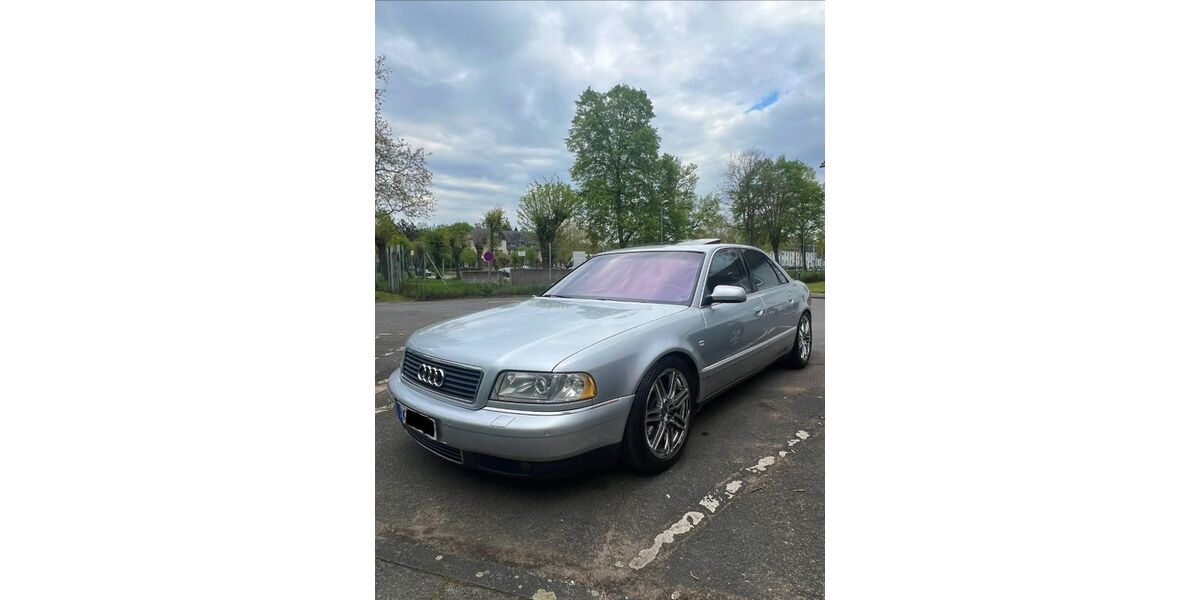 Audi A8 415.330 km 8.900 &euro; Porz 51147