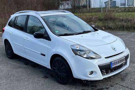 Renault Clio 96.500 km 3.999 &euro; Offenburg 77654
