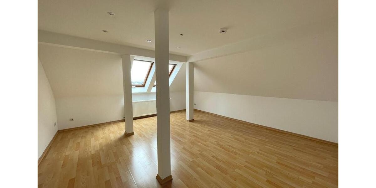 Dachgeschoßwohnung Leipzig Ost - 2 Zimmer, 66 m&sup2;, 699&euro; | Angebot:26645164