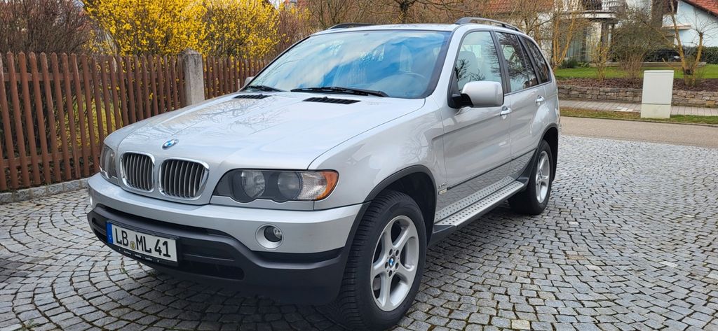 BMW X5 150.300 km 12.500 &euro; Rothenburg 91541