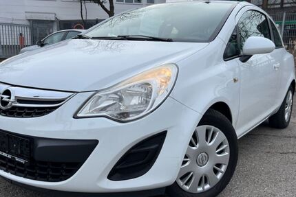 Opel Corsa 195.000 km 2.790 € MÖGLINGEN 71696