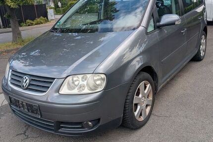 VW Touran 169.200 km 1.500 &euro; Bünde 32257