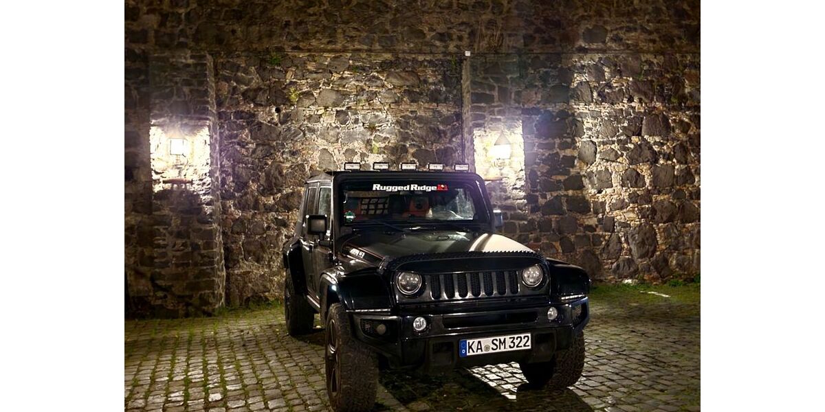 Jeep Wrangler 235.000 km 18.200 &euro; Karlsruhe 76187