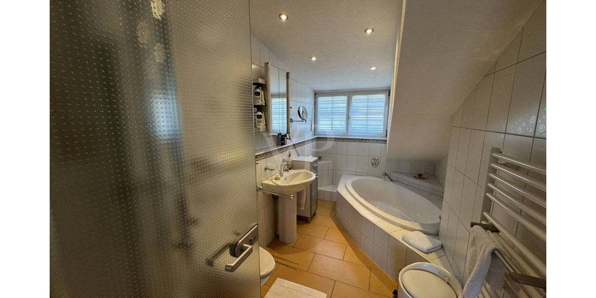 Einfamilienhaus Regen - 8 Zimmer, 210 m&sup2;, 479.000&euro; | Angebot:26887190