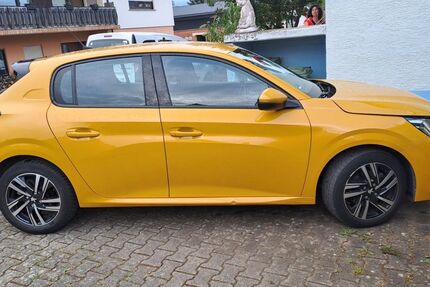 Peugeot 208 48.500 km 14.499 &euro; Lobbach 74931