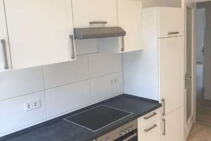 Wohnung Wiesbaden Mitte - 2 Zimmer, 60 m&sup2;, 750&euro; | Angebot:27110986