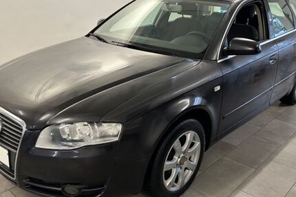 Audi A4 320.818 km 2.480 &euro; Rendsburg 24768