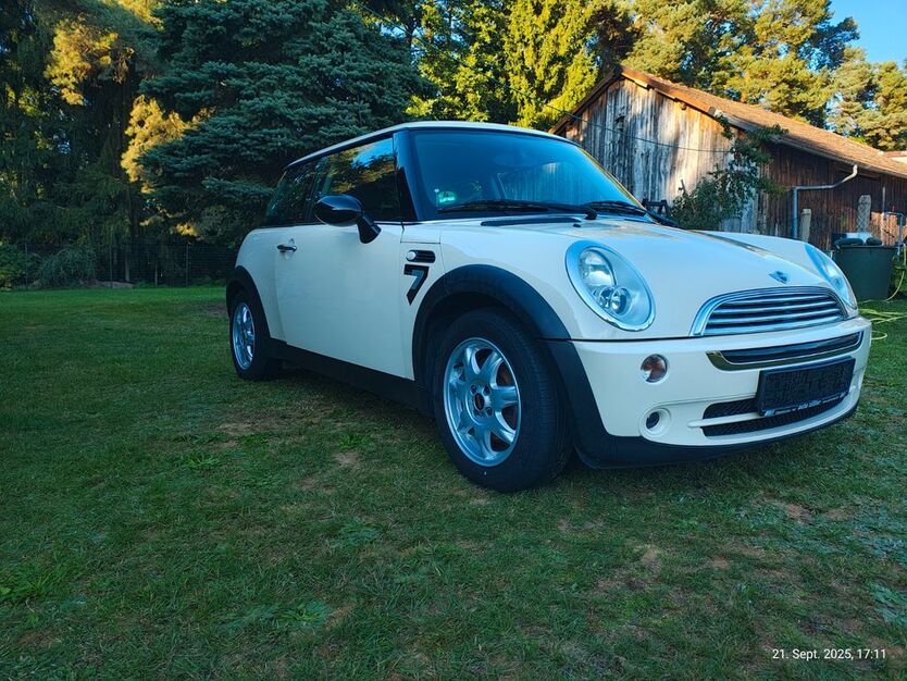 Mini ONE 194.689 km 2.000 € Cham 93413