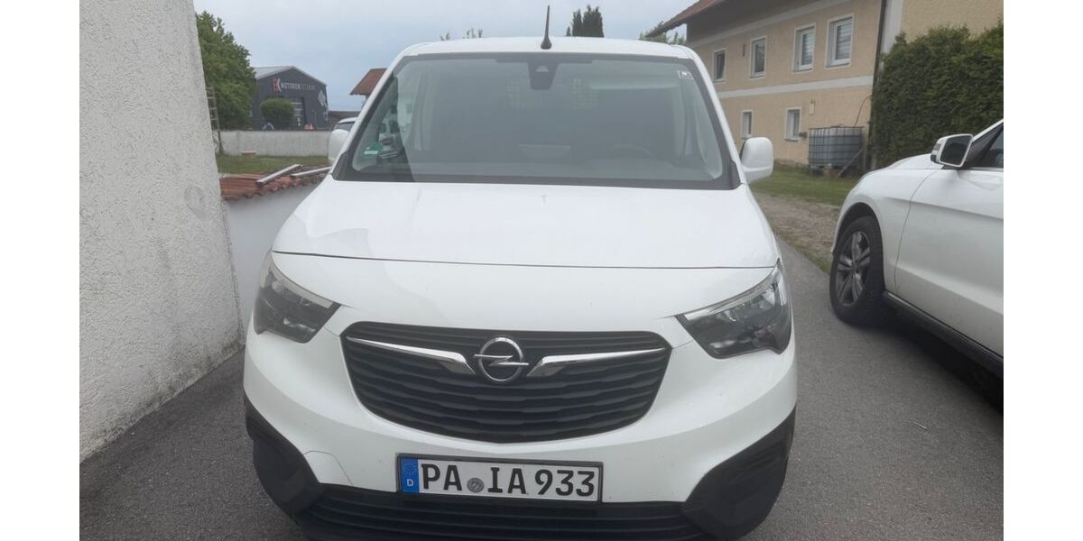 Opel Combo 172.483 km 8.490 &euro; Eging am See 94535