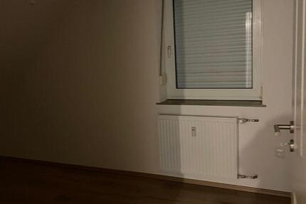 Wohnung Bad Windsheim - 4 Zimmer, 81 m&sup2;, 900&euro; | Angebot:24745777