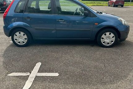 Ford Fiesta 102.000 km 1.750 &euro; GÖPPINGEN 73033