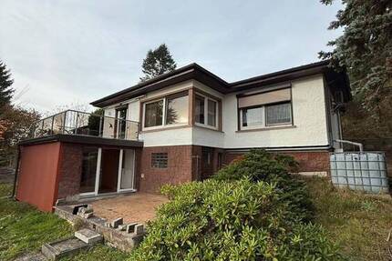 Idyllisch gelegener Bungalow mit Balkon und Terrasse 4 zimmer