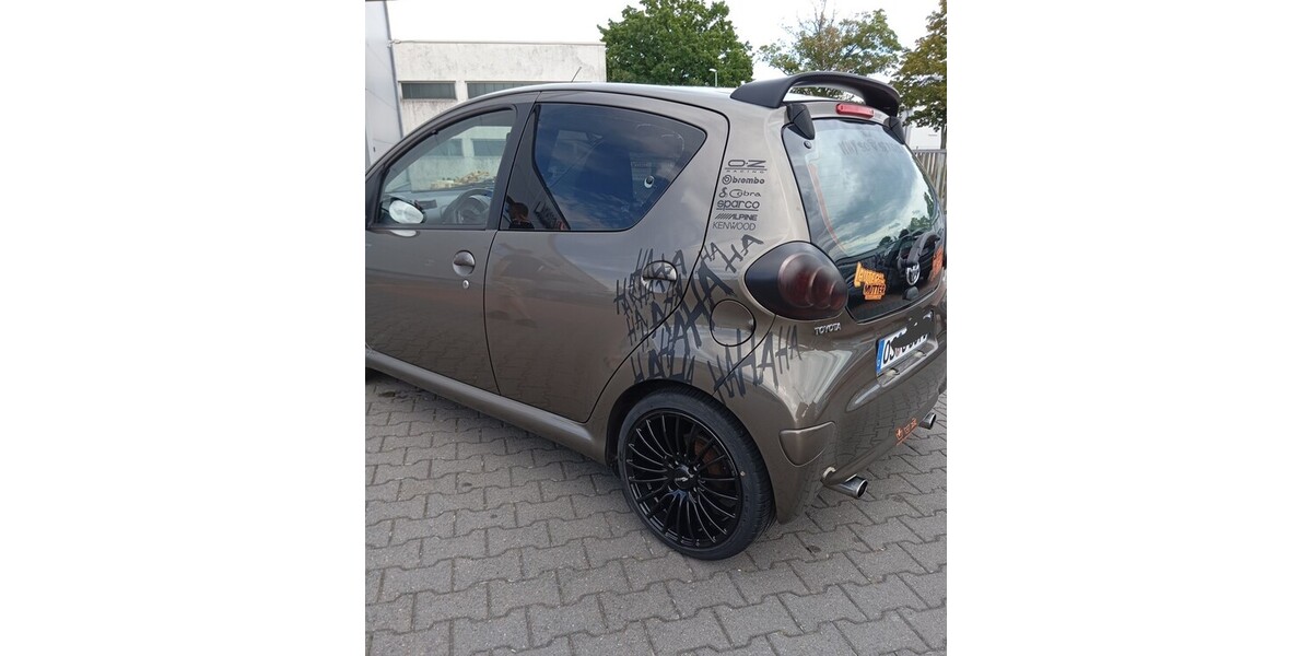 Toyota Aygo 145.000 km 5.500 € Belm 49191