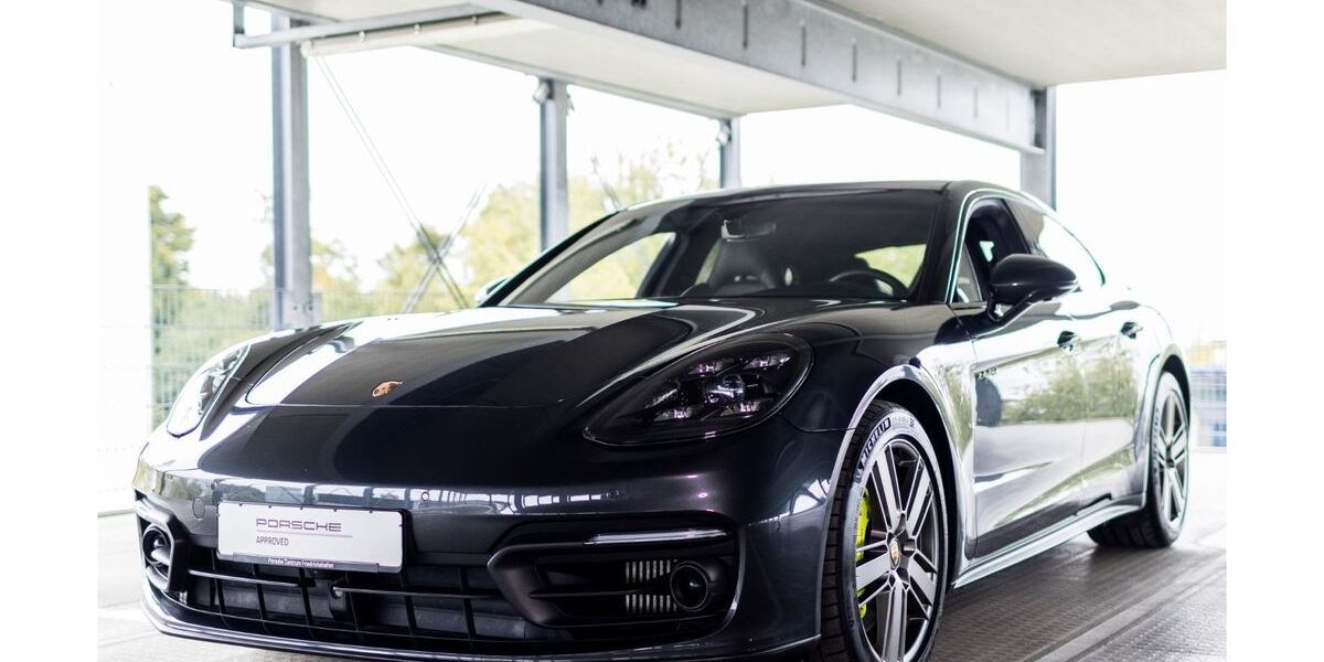 Porsche Panamera 57.000 km 77.880 € Friedrichshafen 88045