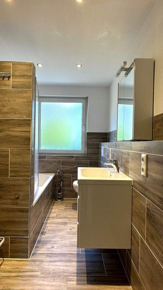 Mietwohnung mit Balkon, Garten & Stellplatz 3 zimmer
