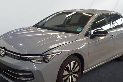 VW Golf 23.900 km 28.440 € Wackersdorf 92442