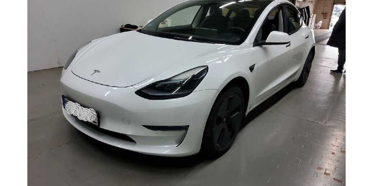 Tesla Model 3 44.627 km 28.890 &euro; Barchfeld - Immelborn 36456