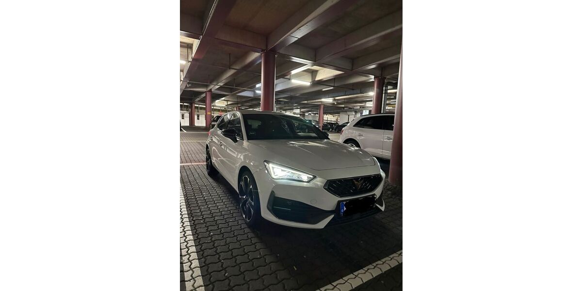 Cupra Leon 94.000 km 17.999 &euro; Saarbrücken 66111