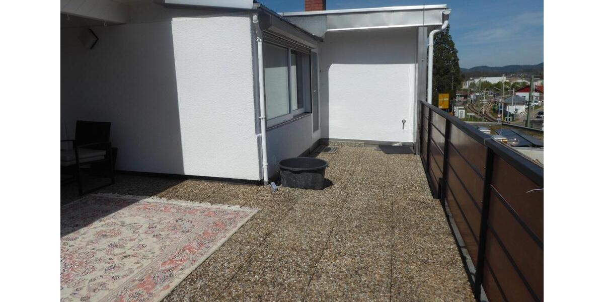 Etagenwohnung Gernsbach - 5 Zimmer, 145 m&sup2;, 1.375&euro; | Angebot:26137203