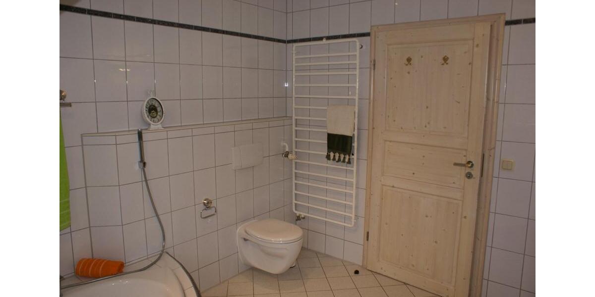 Reihenhaus Mellrichstadt - 4.5 Zimmer, 238 m&sup2;, 275.000&euro; | Angebot:25887667