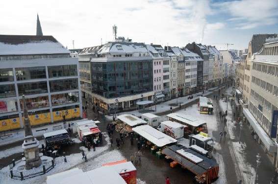 Etagenwohnung Bonn - 3 Zimmer, 83 m&sup2;, 2.993&euro; | Angebot:25103566