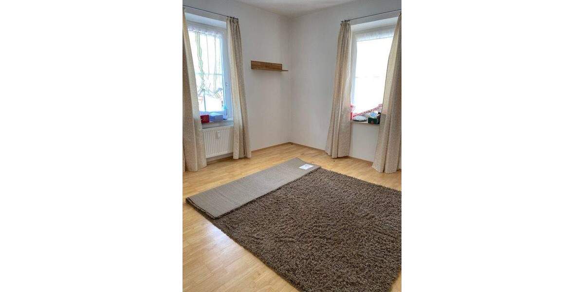 Zimmer Straubing - 1 Zimmer, 38 m&sup2;, 450&euro; | Angebot:25674972