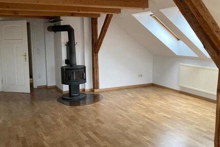 Große, helle 4,5 Zimmer Wohnung mit Balkon 4.5 zimmer