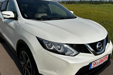 Nissan Qashqai 134.000 km 12.999 &euro; HALLE 06116