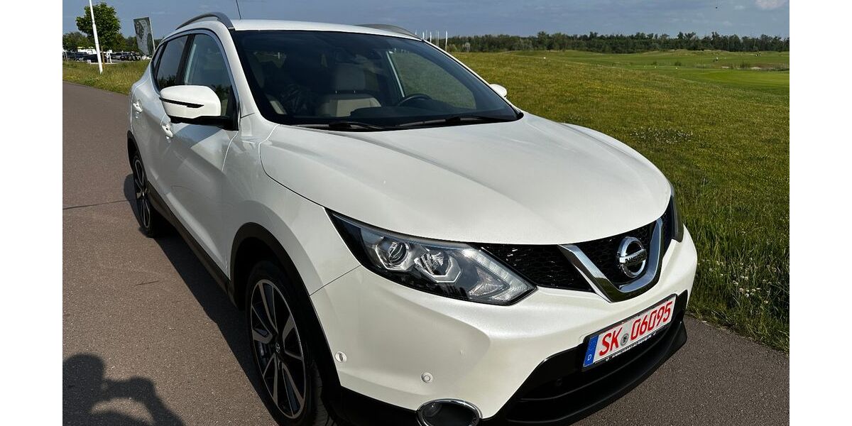 Nissan Qashqai 134.000 km 12.999 &euro; HALLE 06116