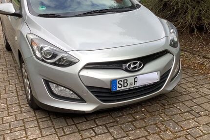 Hyundai i30 129.105 km 5.450 &euro; Püttlingen 66346