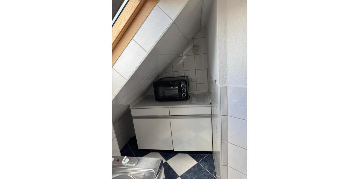 Dachgeschoßwohnung Kappeln - 1 Zimmer, 25 m&sup2;, 400&euro; | Angebot:26406804